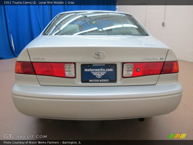 Lunar Mist Metallic / Gray 2001 Toyota Camry LE