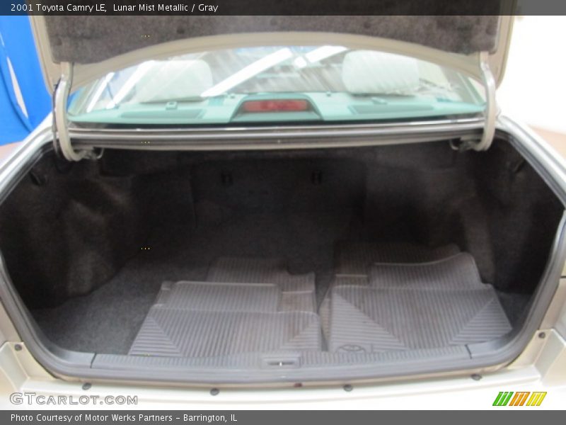Lunar Mist Metallic / Gray 2001 Toyota Camry LE