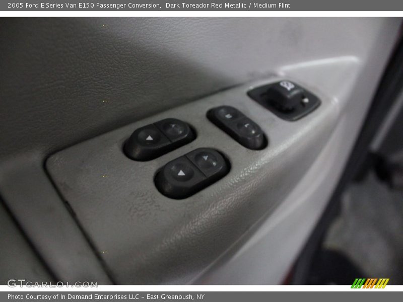 Dark Toreador Red Metallic / Medium Flint 2005 Ford E Series Van E150 Passenger Conversion