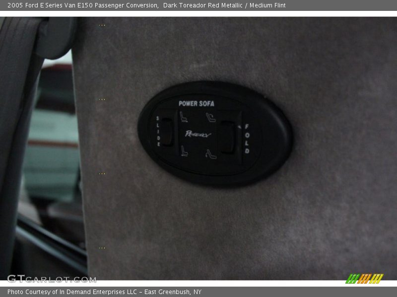 Dark Toreador Red Metallic / Medium Flint 2005 Ford E Series Van E150 Passenger Conversion