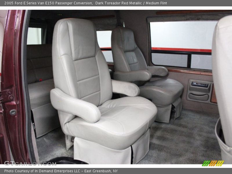 Dark Toreador Red Metallic / Medium Flint 2005 Ford E Series Van E150 Passenger Conversion