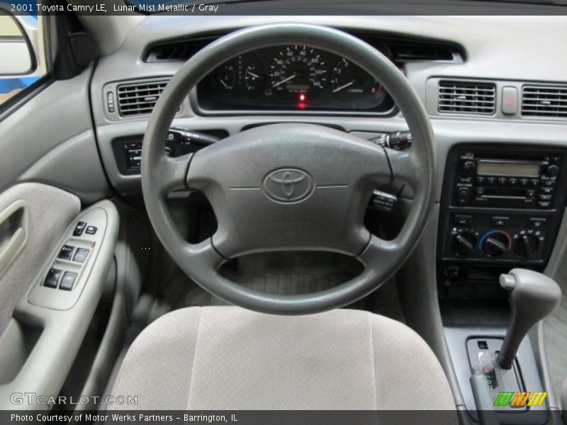 Lunar Mist Metallic / Gray 2001 Toyota Camry LE