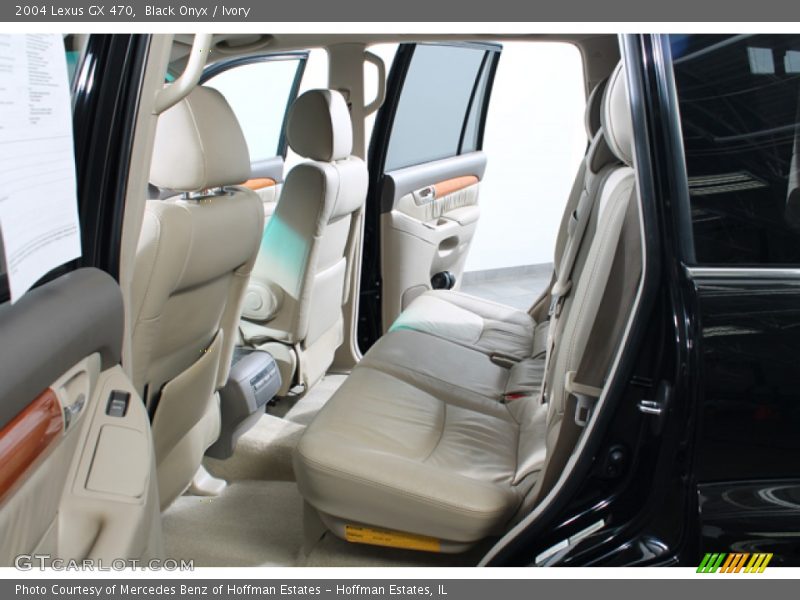 Black Onyx / Ivory 2004 Lexus GX 470