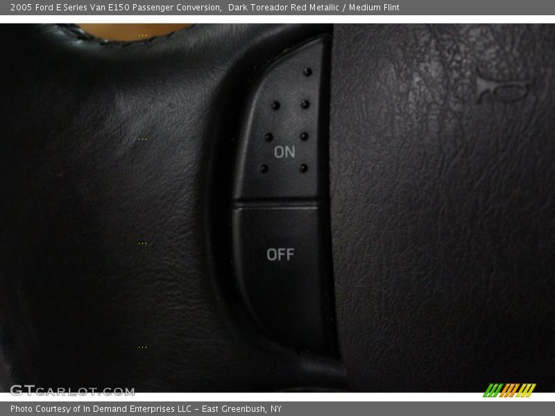 Dark Toreador Red Metallic / Medium Flint 2005 Ford E Series Van E150 Passenger Conversion