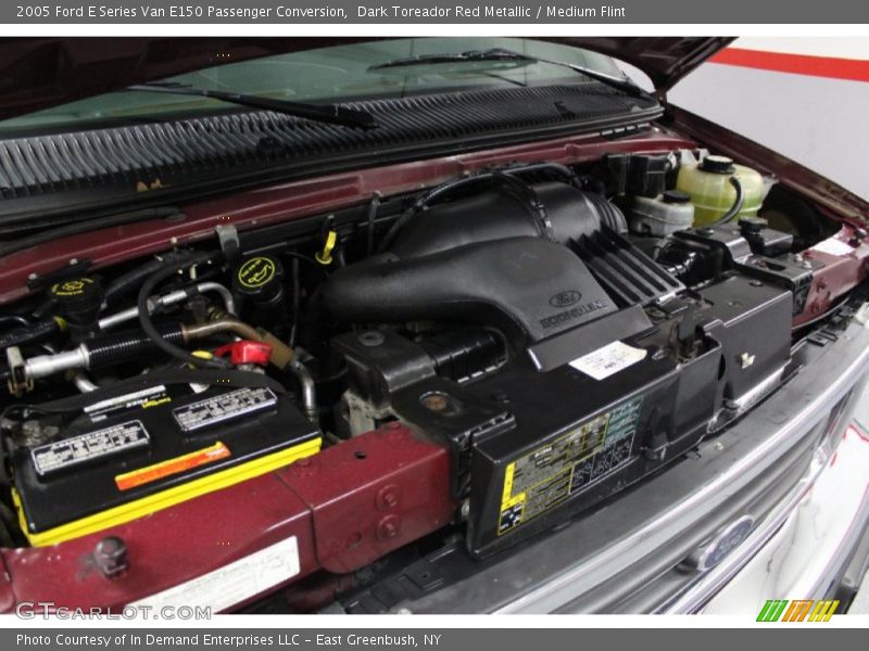 Dark Toreador Red Metallic / Medium Flint 2005 Ford E Series Van E150 Passenger Conversion