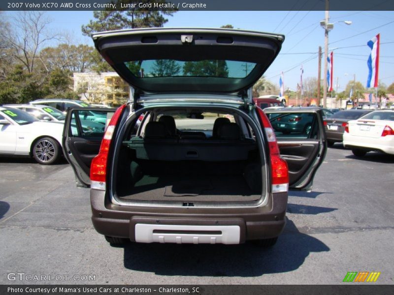 Lunar Gold Metallic / Graphite 2007 Volvo XC70 AWD Cross Country