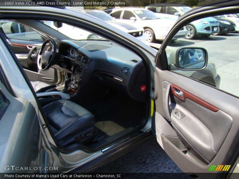 Lunar Gold Metallic / Graphite 2007 Volvo XC70 AWD Cross Country