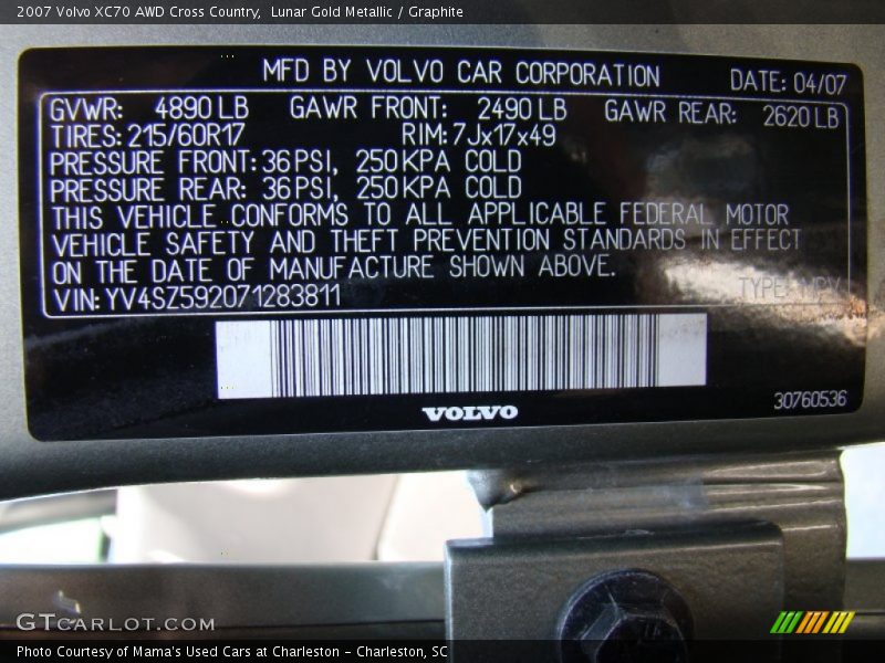 Lunar Gold Metallic / Graphite 2007 Volvo XC70 AWD Cross Country