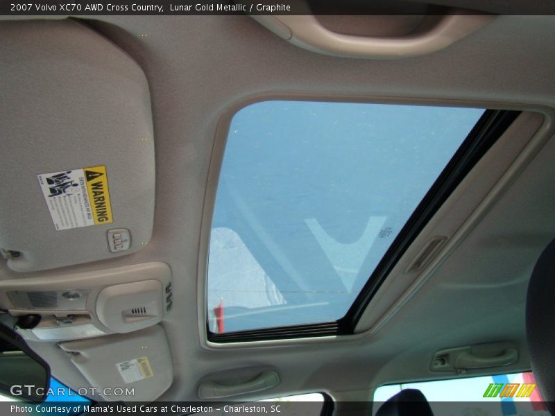 Lunar Gold Metallic / Graphite 2007 Volvo XC70 AWD Cross Country