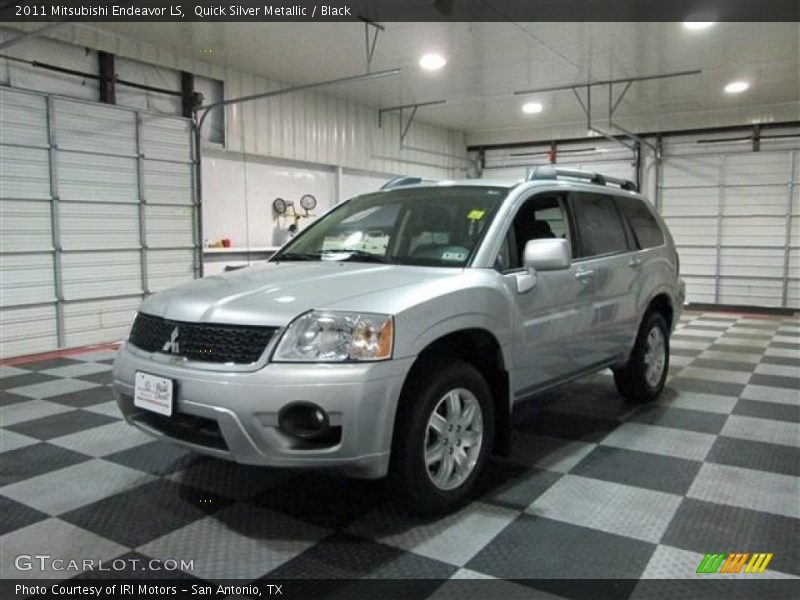 Quick Silver Metallic / Black 2011 Mitsubishi Endeavor LS