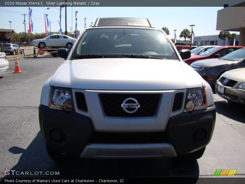 Silver Lightning Metallic / Gray 2010 Nissan Xterra S