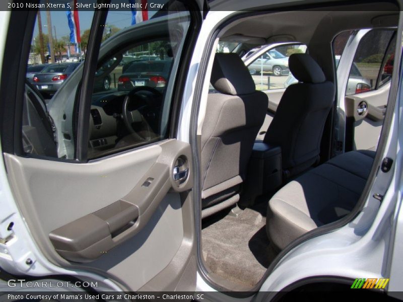 Silver Lightning Metallic / Gray 2010 Nissan Xterra S