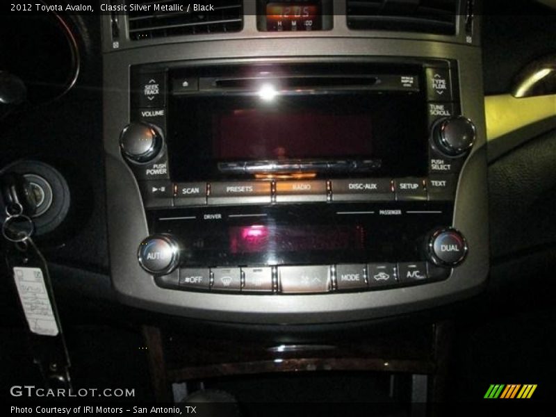 Classic Silver Metallic / Black 2012 Toyota Avalon
