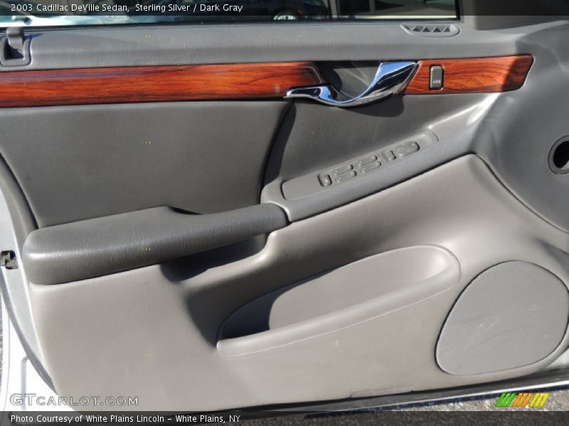 Sterling Silver / Dark Gray 2003 Cadillac DeVille Sedan