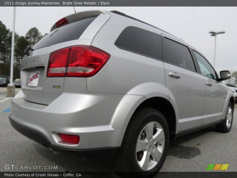 Bright Silver Metallic / Black 2011 Dodge Journey Mainstreet