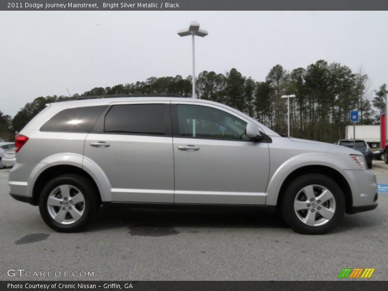 Bright Silver Metallic / Black 2011 Dodge Journey Mainstreet