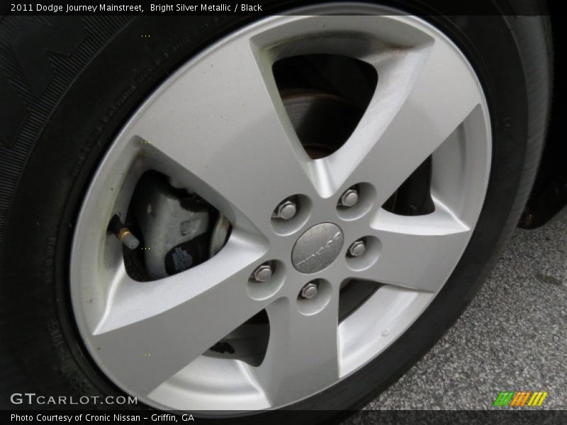 Bright Silver Metallic / Black 2011 Dodge Journey Mainstreet