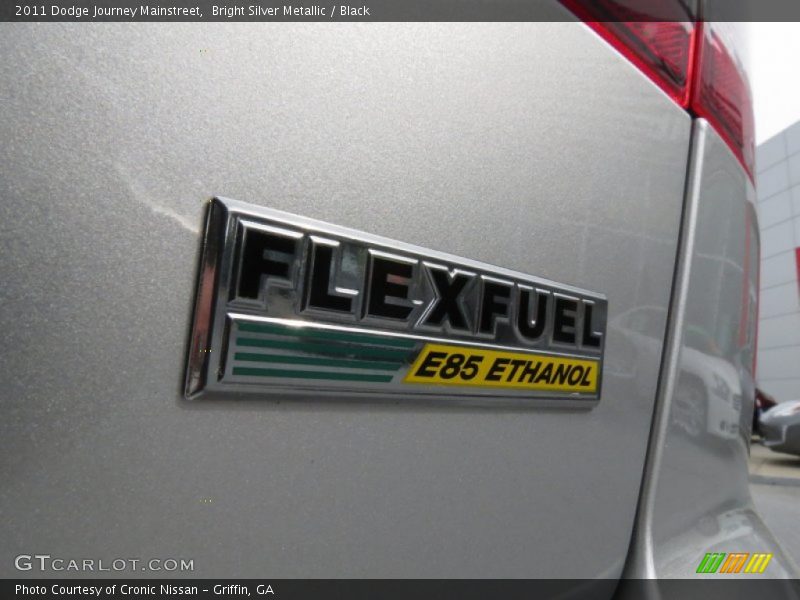 Bright Silver Metallic / Black 2011 Dodge Journey Mainstreet