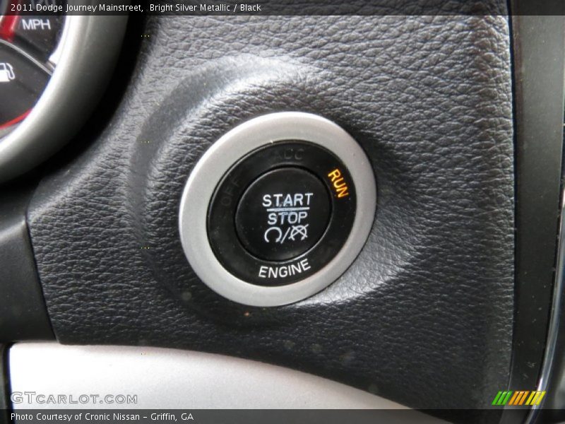 Bright Silver Metallic / Black 2011 Dodge Journey Mainstreet