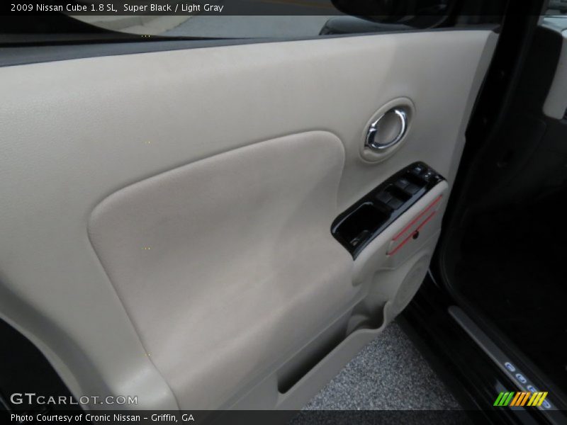 Super Black / Light Gray 2009 Nissan Cube 1.8 SL