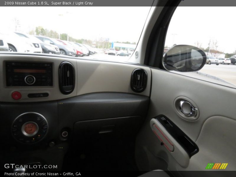 Super Black / Light Gray 2009 Nissan Cube 1.8 SL