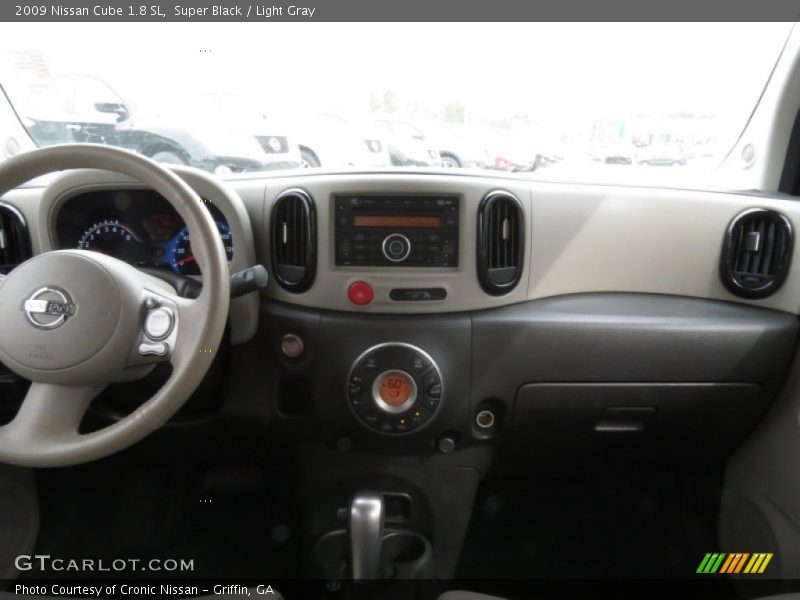 Super Black / Light Gray 2009 Nissan Cube 1.8 SL