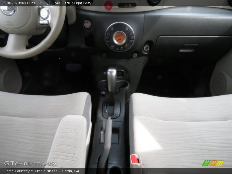 Super Black / Light Gray 2009 Nissan Cube 1.8 SL