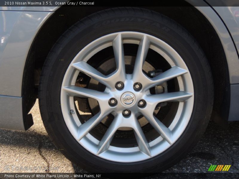 Ocean Gray / Charcoal 2010 Nissan Maxima 3.5 S