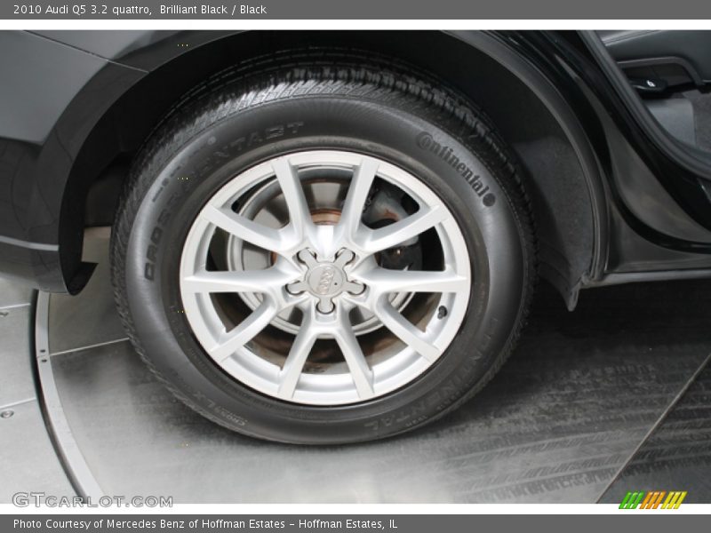Brilliant Black / Black 2010 Audi Q5 3.2 quattro
