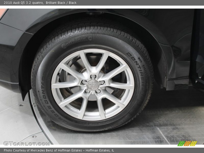 Brilliant Black / Black 2010 Audi Q5 3.2 quattro