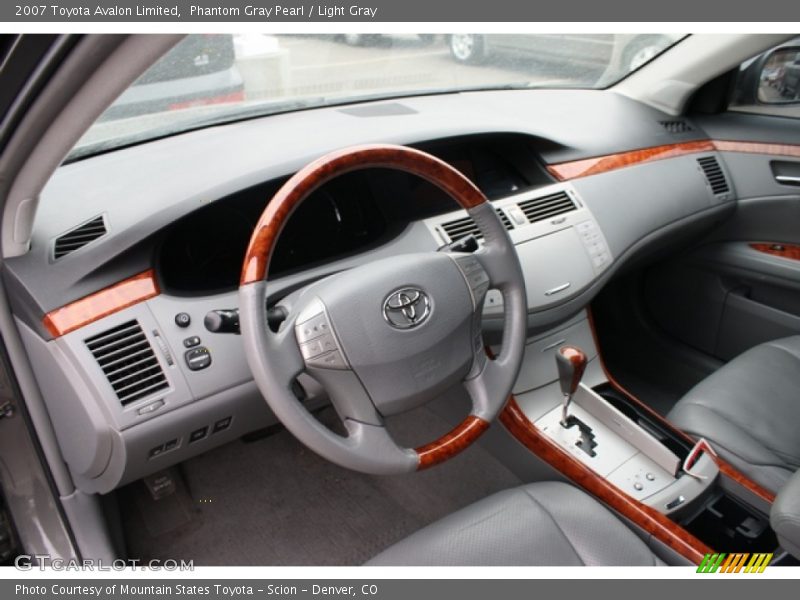 Phantom Gray Pearl / Light Gray 2007 Toyota Avalon Limited