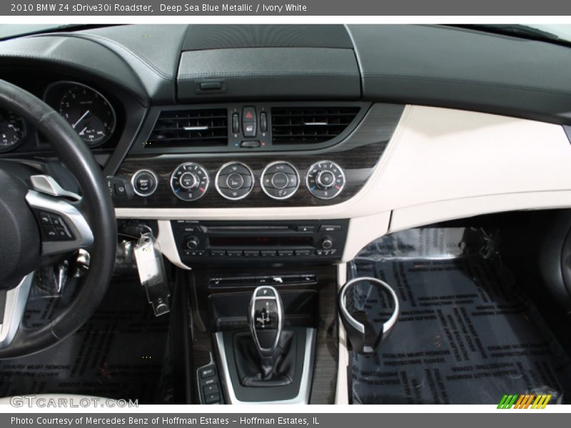 Controls of 2010 Z4 sDrive30i Roadster