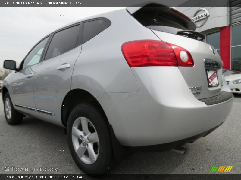 Brilliant Silver / Black 2013 Nissan Rogue S