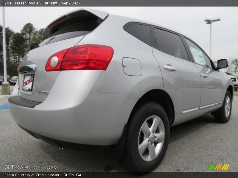 Brilliant Silver / Black 2013 Nissan Rogue S