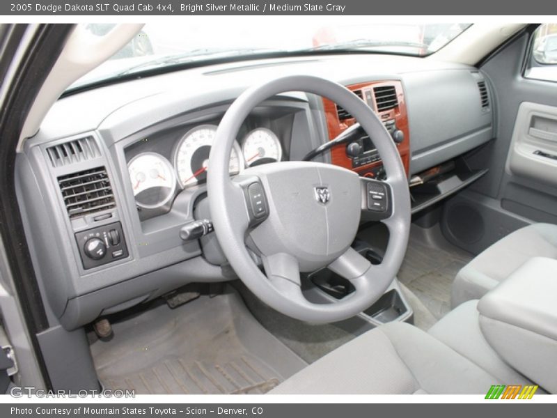 Bright Silver Metallic / Medium Slate Gray 2005 Dodge Dakota SLT Quad Cab 4x4