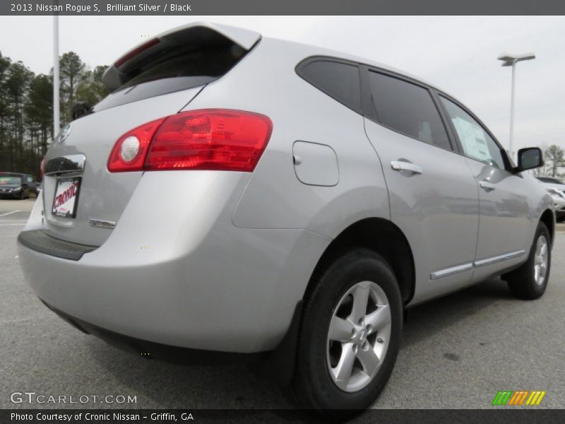 Brilliant Silver / Black 2013 Nissan Rogue S