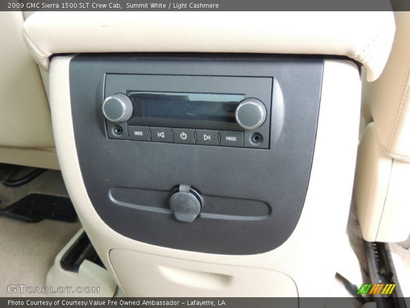 Summit White / Light Cashmere 2009 GMC Sierra 1500 SLT Crew Cab