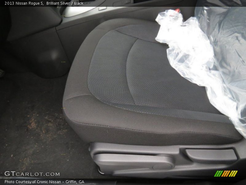 Brilliant Silver / Black 2013 Nissan Rogue S