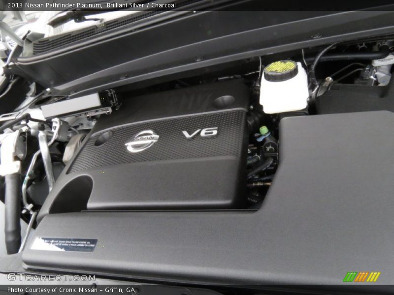 Brilliant Silver / Charcoal 2013 Nissan Pathfinder Platinum