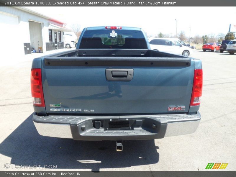 Stealth Gray Metallic / Dark Titanium/Light Titanium 2011 GMC Sierra 1500 SLE Extended Cab 4x4