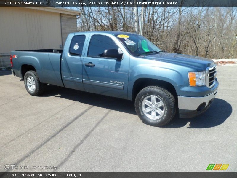Stealth Gray Metallic / Dark Titanium/Light Titanium 2011 GMC Sierra 1500 SLE Extended Cab 4x4