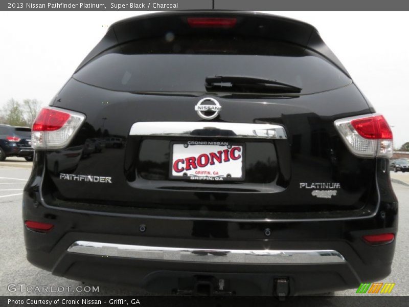 Super Black / Charcoal 2013 Nissan Pathfinder Platinum