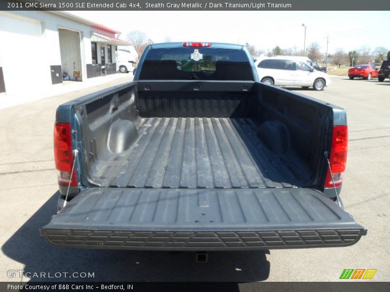 Stealth Gray Metallic / Dark Titanium/Light Titanium 2011 GMC Sierra 1500 SLE Extended Cab 4x4