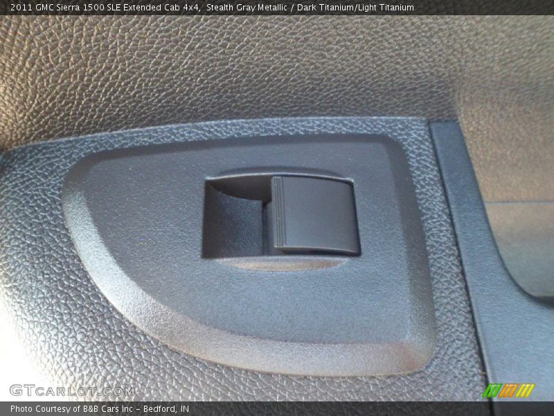 Stealth Gray Metallic / Dark Titanium/Light Titanium 2011 GMC Sierra 1500 SLE Extended Cab 4x4
