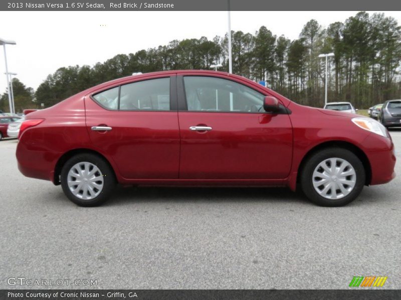 Red Brick / Sandstone 2013 Nissan Versa 1.6 SV Sedan
