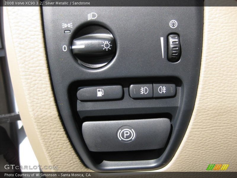 Silver Metallic / Sandstone 2008 Volvo XC90 3.2