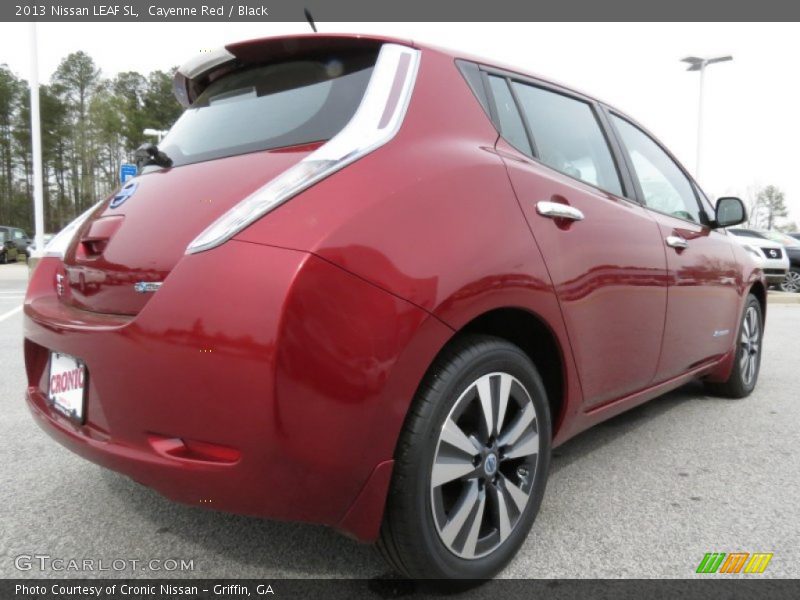 Cayenne Red / Black 2013 Nissan LEAF SL