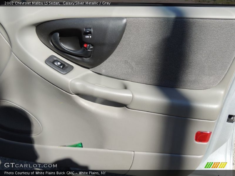 Galaxy Silver Metallic / Gray 2002 Chevrolet Malibu LS Sedan