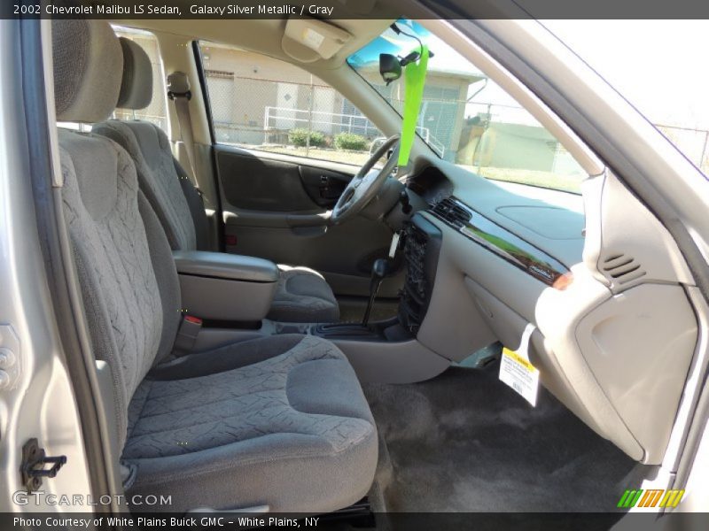 Galaxy Silver Metallic / Gray 2002 Chevrolet Malibu LS Sedan