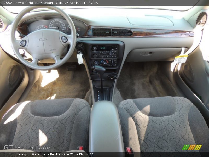 Dashboard of 2002 Malibu LS Sedan